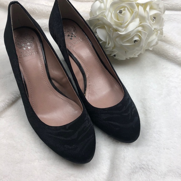 Vince Camuto Shoes - Vince Camuto Black Zebra Print Wedges Size 9.5